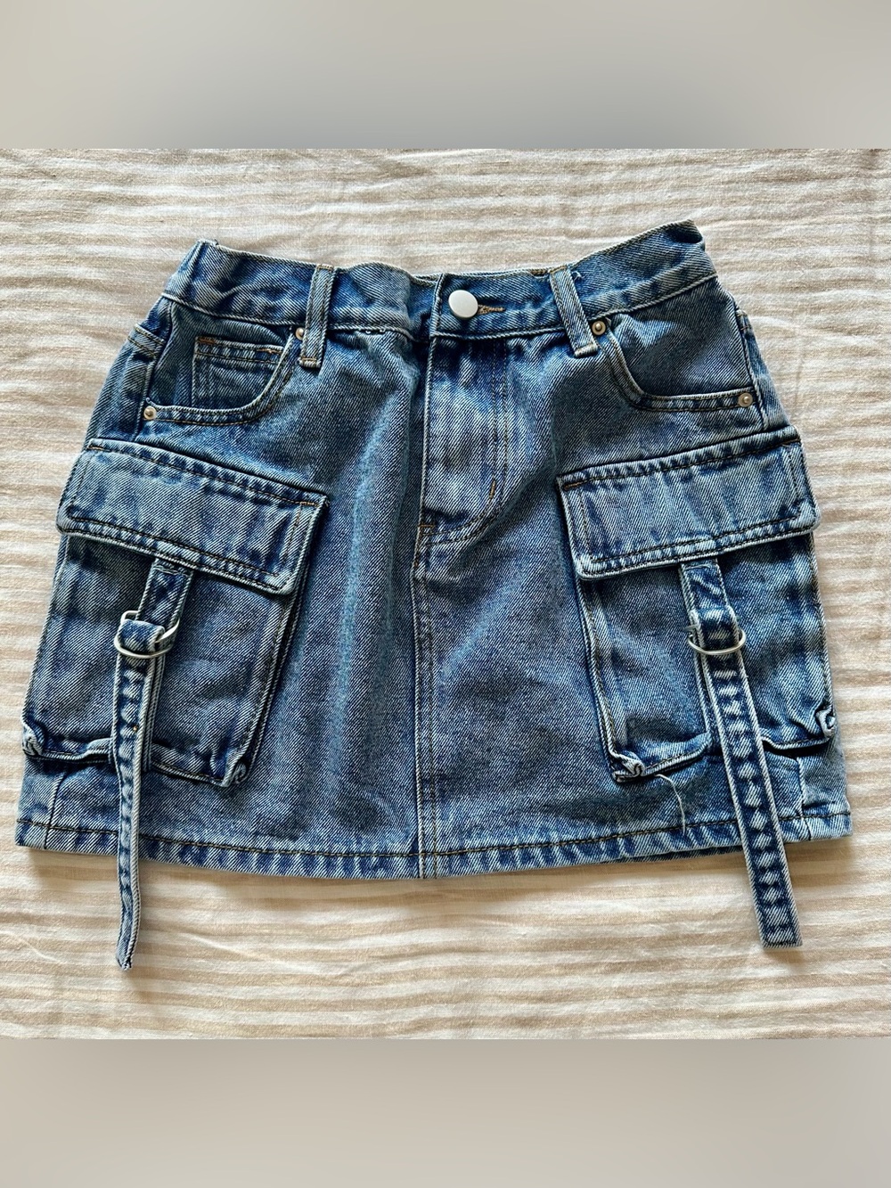 riley & james y2k inspired cargo denim skirt / size xs